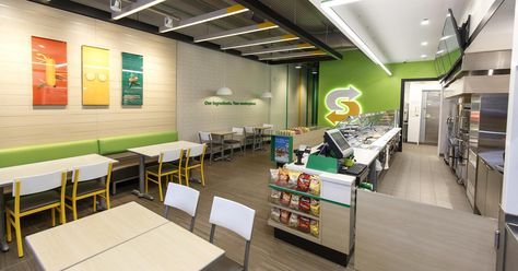 For the first time in nearly 20 years, Subway stores are getting a major redesign Subway Store, Subway Restaurant, Subway Design, Subway Sandwich, Restaurant Design Inspiration, African Pattern Design, Modern Store, Modern Food, Dining Design