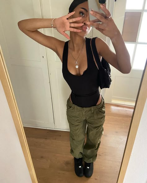 Black Leggings Outfit Summer Casual, Black Air Force 1 Outfit Women, Black Af1 Outfit, Black Af1, Af1 Outfit, All Black Fit, Cute Simple Outfits, Basic Outfits, Teenage Fashion Outfits