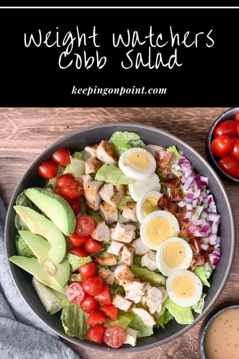 Cobb Salad Lunch Recipies, Cobb Salad Dressing, Greek Couscous Salad, Weight Watchers Salad, Keeping On Point, Lettuce Salad Recipes, Cobb Salad Recipe, Weight Watchers Meal Plans, Hard Boiled Egg