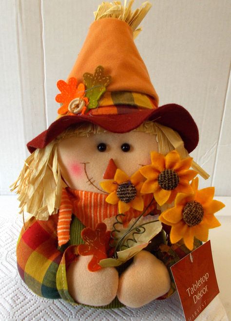 Scarecrow Orange Yellow Plaid Sunflower Tabletop Decoration 12" NWT Felt Scarecrow Pattern, Felt Scarecrow Hat, How To Sew A Scarecrow, Burlap Scarecrow Hat Diy, Stuffed Scarecrow Diy, Halloween Scarecrows, Decorating Ideas For Living Room, Scarecrow Decorations, Scarecrows For Garden