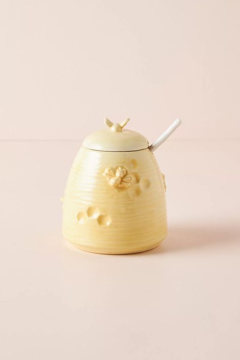 Brielle Honey Pot and Dipper | Anthropologie UK Anthropologie Furniture, Anthropologie Home, Sweet Accessories, Clay Cup, Ceramics Pottery Art, Honey Jar, Pedestal Dining Table, Honey Pot, Kitchen Collection