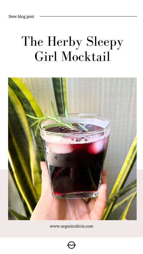 Natural Melatonin, Magnesium Drink, Magnesium Powder, Tart Cherry Juice, Sleepy Girl, Mixed Drinks Recipes, Cherry Juice, Mocktail Recipe, Cherry Tart