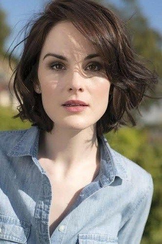 45 Hypnotic Short Hairstyles for Women with Square Faces Haircut For Square Face, Square Face Hairstyles, Wavy Bob Hairstyles, Hair Idea, Square Face, Girl Haircuts, Cute Hairstyles For Short Hair, Beauty Stuff, Short Hairstyles For Women