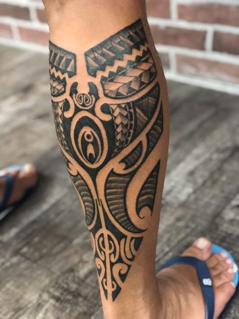 Maori Calf Tattoo Men, Calf Tattoos For Men, Tattoo Maori Perna, Polynesian Leg Tattoo, Calf Sleeve Tattoo, Leg Band Tattoos, Calf Tattoo Men, Best Leg Tattoos, Forearm Band Tattoos