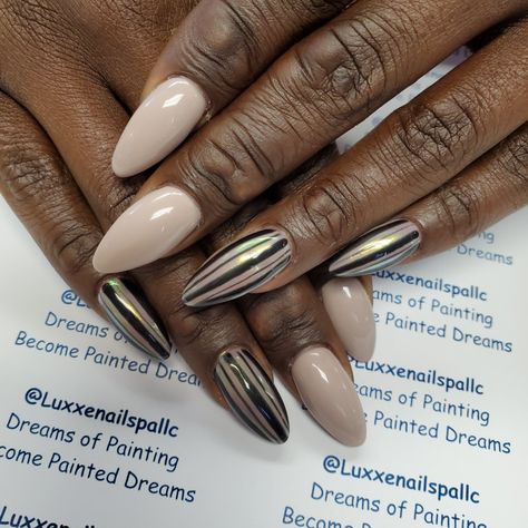 Stiletto Nails Designs, Vertical Lines, French Tips, Stiletto Nails, Nail Design, Everyday Look, Beauty Tips, Beauty Hacks, Beauty Makeup