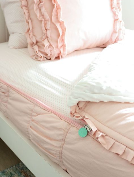 Girls Shared Bedroom: Why We Love Our Blush Pink Ruffle Bedding from Beddy's Girls Shared Bedroom, Zip Up Bedding, Bedroom Ideas Kids, Beddys Bedding, Toddler Bed Girl, Bed For Girls Room, Kids Room Ideas, Kids Bedroom Ideas, Shared Girls Room