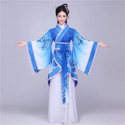 Dynasty Clothing, Traditional Asian Dress, Japanese Traditional Clothing, Chinese Traditional Dress, Ancient Chinese Clothing, Chinese Traditional Clothing, Han Dynasty, Traditional Chinese Dress, Hanfu Dress