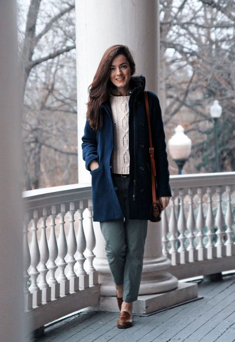 Coat:  J.Crew Stadium Coat.  Irish Knit Sweater: L.L Bean (old).  Chinos:  J.Crew.  Shoes: Cole Haan.  Bag:  Vintage Dooney and Bourke.  Triton Knot Bracelet: Kiel James Patrick. College Wardrobe, Classy Girls Wear Pearls, Western Clothes, Preppy Stuff, Wear Pearls, Classy Girl, Womens Fashion Casual Spring, Womens Fashion Edgy, Work Style