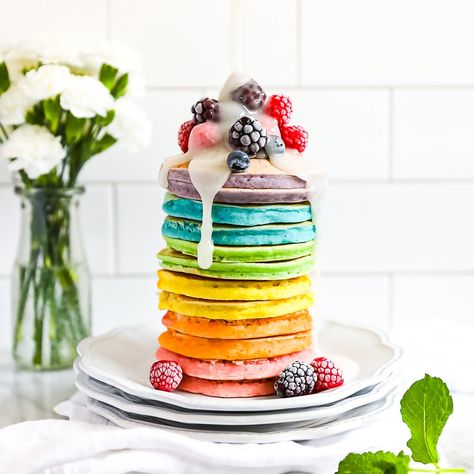 Easy Vegan Pancakes Healthy Birthday Breakfast, Birthday Breakfast Ideas For Kids, Rainbow Smoothie Recipes, Easy Vegan Pancakes, Birthday Breakfast Ideas, Plant Based Pancakes, Rainbow Grilled Cheese, Vegan Pancakes Easy, Breakfast Ideas For Kids