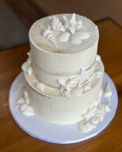 Love is in the air, and what better way to celebrate than with a stunning beach wedding cake! 🥂✨ As couples tie the knot against the backdrop of sun, sand, and waves, our cakes are making waves too! 🍰🌅 #beachwedding #TyingTheKnot #beachcake #weddingcake #minimalismcake #cakeideas #weddingcakedesign #weddingcakesideas #cakedesign #floridacakes #fortlauderdalecakes Beachy Wedding Cake, Wedding Cake Beach, Beachy Wedding, Beach Cakes, Beach Wedding Cake, Tiered Wedding Cake, Tie The Knot, Wedding Cake Designs, Making Waves