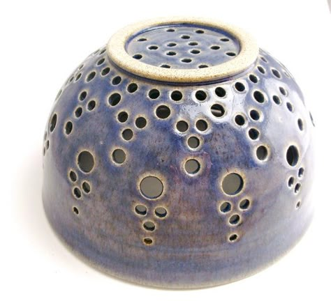 Berry colander Berry Bowls Pottery, Randolph Vermont, Pottery Berry Bowl, Ceramic Berry Bowl, Berry Colander, Speckled Stoneware, Beginner Pottery, Contemporary Pottery, Color Fits