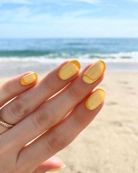 Butter Nail Polish, Nail Polish Product, Cute Nail Colors, Yellow Nail Art, Yellow Nail, Diva Nails, Health Signs, Tongue Health, Bright Nails