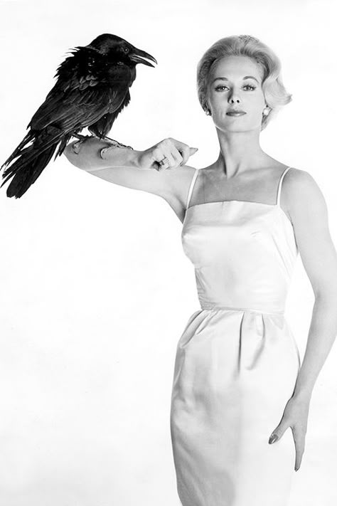 The Birds Movie, Tippi Hedren, Alfred Hitchcock Movies, Pose Model, Melanie Griffith, I Love Cinema, Entertainment Weekly, Alfred Hitchcock, Classic Horror