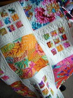 Love this idea for showing off fabrics with large-scale prints - by This Creative Bliss Big Block Quilts, Kaffe Fassett Quilts, Quilt Modernen, Block Quilt, Batik Quilts, Hawaiian Quilts, Quilt Festival, Quilt Projects, Colorful Quilts