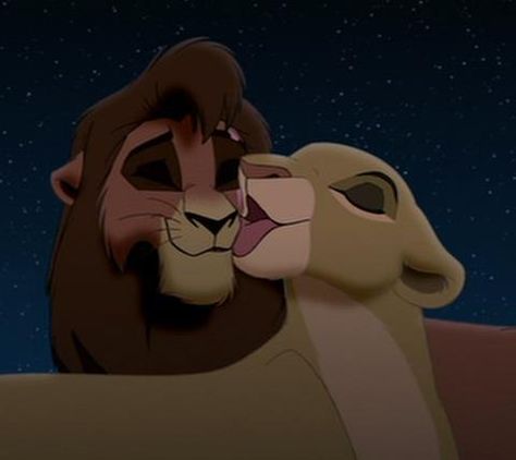 Lion King 2 - kiara e kovu!!!! *-* Lion King Kovu, Kiara Lion King, Le Roi Lion Disney, Kiara And Kovu, Lion King 3, Lion King Ii, Lion King 1, Lion King Drawings, Lion King Pictures