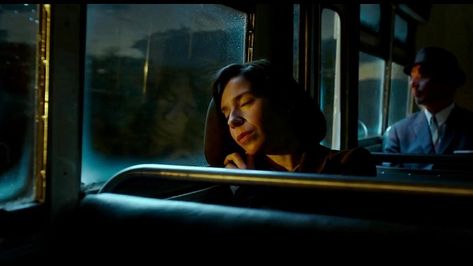 Faith Core, Photo Story Ideas, Sally Hawkins, Train Movie, Midnight Train, Shape Of Water, Lighting Mood, Bus Girl, American Movies