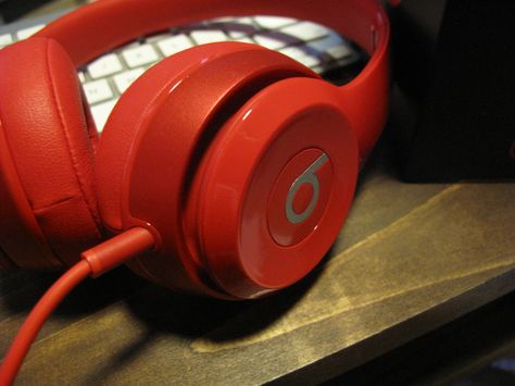 redphone Red Headphones Aesthetic, Red Beats Headphones, Beats Headphones Aesthetic, Red Headphones, Headphones Aesthetic, Bluetooth Headphones, Beats Headphones, Noise Cancelling, Mind Blown