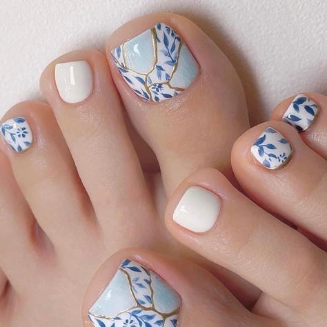 Blue And White Pedicure, Foot Nails Design 2024, Bridal Pedicure Toenails Something Blue, Korean Pedicure, Korean Pedicure Nail Art, Pedicure Azul, Pedicure Design, Swirl Nail Art, Feet Nail Design