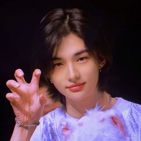 #hyunjin #straykids Stay Username Ideas, Hyunjin Username, Stray Kids Username Ideas, Username Ideas, Straykids Hyunjin, Drama Queens, Stray Kids, Pins