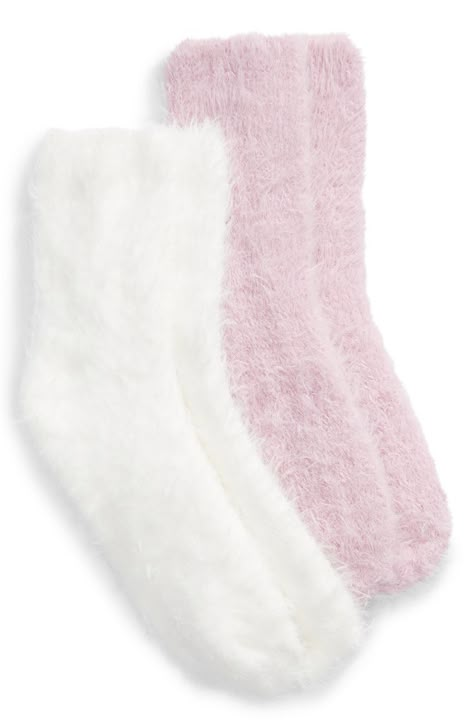 Fuzzy Socks Outfit, Aesthetic Socks, Socks Outfit, Socks Aesthetic, Outfit School, Sock Outfits, Fluffy Socks, Pink Socks, Fuzzy Socks