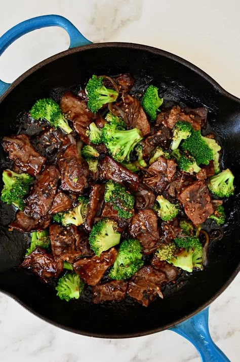 Easy Beef and Broccoli (20-Minute Recipe!) Best Beef And Broccoli, Festive Dessert Recipes, Beef And Broccoli Recipe, Easy Beef And Broccoli, Beef And Broccoli, Broccoli Recipe, Broccoli Stir Fry, 20 Minute Recipes, Beef Tips