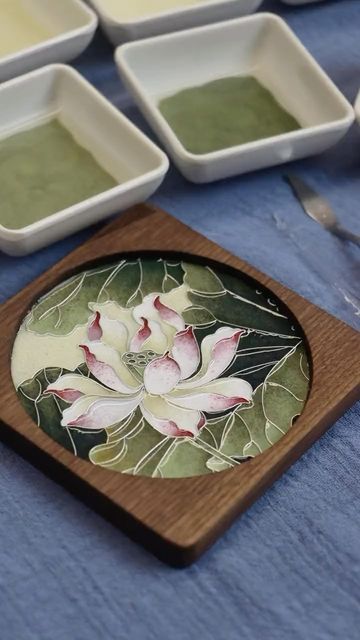 Copper Wire Art, Instagram Drawing, Cutlery Tray, Lotus Flowers, August 8, Enamel Paint, Stained Glass Art, Wire Art, Painting Art