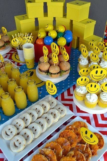 - - - EMOJI‼️‼️‼️ Party Emoji, Emoji Cake, Emoji Birthday Party, Emoji Party, Emoji Birthday, Party Goodies, 13th Birthday Parties, 10th Birthday Parties, Birthday Themes