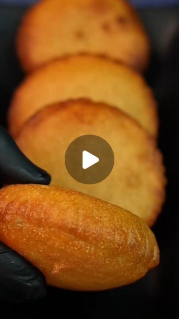 Malpua Recipe How To Make, Malpua Recipe, Fair Food, Indian Dessert, Indian Dessert Recipes, Indian Desserts, Indian Sweets, Fair Food Recipes, Bread Rolls