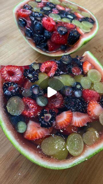 Watermelon Fruit Salad Bowl, Watermelon With Fruit Inside, Watermelon Jello Fruit Bowl, Watermelon Gelatin Slices, Fruit Salad In Watermelon Bowl, Watermelon Gelatin Fruit Slices, Watermelon Jello Slices With Fruit, Gelatin Watermelon, Jello Recipes With Fruit