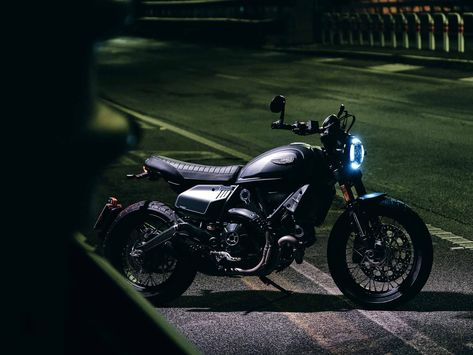 The 2021 Ducati Scrambler Nightshift. Ducati Scrambler Nightshift, Ducati Icon, Standard Motorcycles, Scrambler Icon, Hot Surfers, Desert Sled, Ferrari Fxx, Touring Motorcycles, Standard Motorcycle