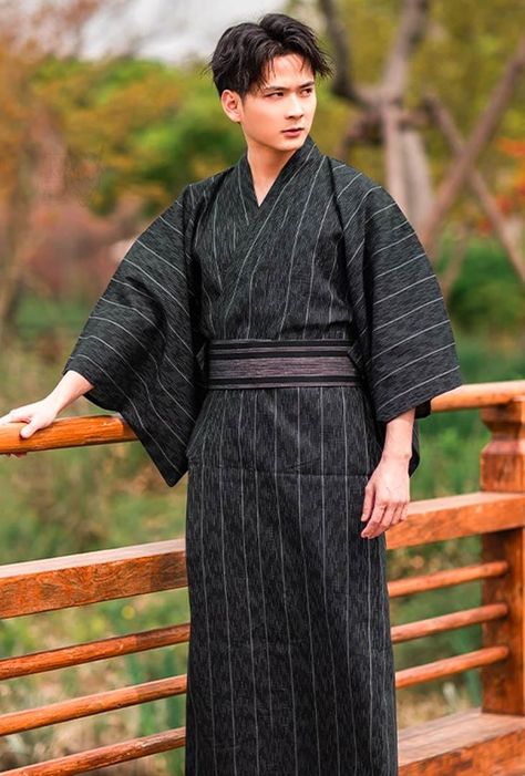 Japanese Kimono Male, Japanese Kimono Fashion, Men's Yukata, Japanese Pants, Korean Pants, Japanese Uniform, Japanese Socks, Traditional Japanese Kimono, Male Kimono