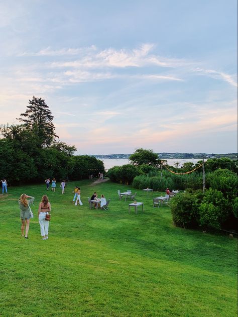 Hamptons Winery, Hampton Lifestyle, Montauk Aesthetic, South Hampton New York, Hamptons Lifestyle, Summer In The Hamptons, Montauk Long Island, Montauk New York, Hamptons Aesthetic