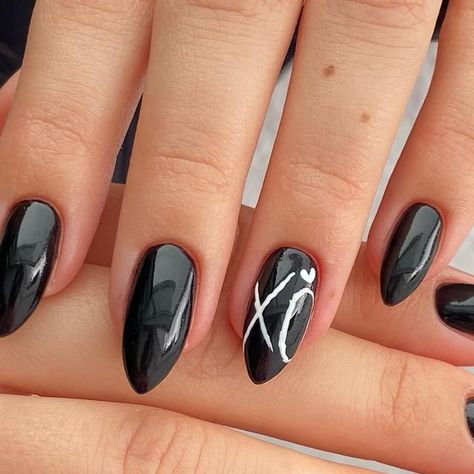 Nails Inspo | Simple | Classy on Instagram: "XO🤍 . . . #nailsinspiration #nails #nailsinspo #nailsgram #minimalstyle #minimal #nailsart #nailsnailsnails #nailsonfleek #ａｅｓｔｈｅｔｉｃ #stylish #nailsbyme #nailtech #nailinspo #nailsdesign #nailstyle #nailstagram #nailsmagazine #nailsoftheday #nailsonpoint #nailsfashion #russianmanicure #xo #xonails #theweeknd" Xo On Nails, Xo Nail Design, Black Valentines Nail Designs, Xo Nails Design The Weeknd, January Birthday Nails 2024, Weeknd Inspired Nails, Xo Nails Design, The Weeknd Inspired Nails, Xo Nails The Weeknd