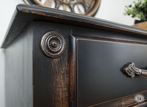 distressed-pottery-barn-black-finish Furniture Painted Black, Bedroom Furniture Painted, Black Dresser Bedroom, Black Distressed Furniture, Chalk Paint Bedroom Furniture, Pottery Barn Black, Furniture Drawing, Black Painted Furniture, Distressed Furniture Painting