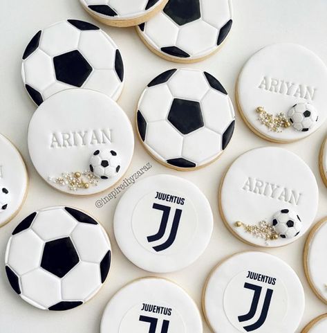 Inspired by ZARA on Instagram: "Juventus themed cookies ⚽️" Soccer Second Birthday, Modern Soccer Party, Soccer Brownies, Juventus Birthday Party Ideas, Soccer Themed Cookies, Soccer Birthday Theme, Twin Birthday Themes, Soccer Cookies, Soccer Theme Parties