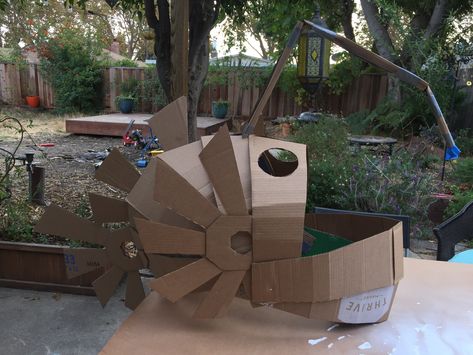 Anglerfish Costume Diy, Diy Angler Fish Costume, Cardboard Fish Costume, Angler Fish Costume Diy, Anglerfish Costume, Fish Costume Diy, Fish Halloween Costume, Diy Fish Costume, Angler Fish Costume