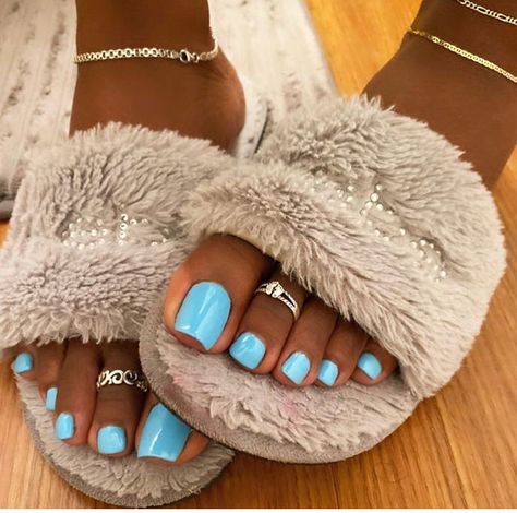 Nail Paint Colors, Blue Pedicure, Blue Toe Nails, Jamel Shabazz, Pedicure Designs Toenails, Blue Toes, Gel Toe Nails, Acrylic Toe Nails, Toe Nail Color