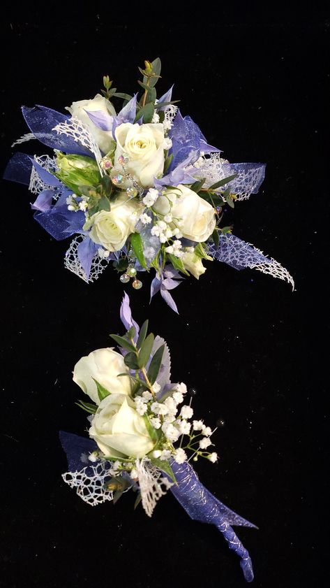 Periwinkle Corsage Prom, Periwinkle Boutonniere, Periwinkle Corsage, Neon Homecoming, Prom 2k24, Prom Flowers Corsage, Blue Corsage, Corsage Ideas, Prom Corsages