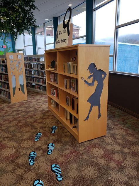 Mystery Book Display Library Genre Signage, Mystery Library Display, Library Genre Displays, Book Display Ideas Library, School Library Book Displays, Children Library, School Library Decor, Library Signage, Library School