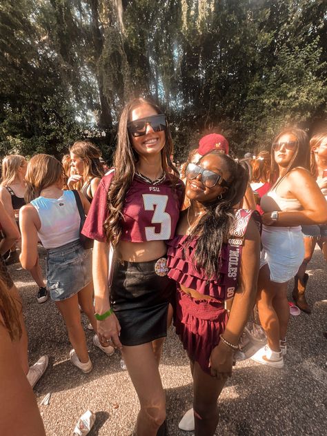 Fsu Aesthetic, Fsu Party, Fsu Gameday Outfit, Fsu Gameday, College Gameday Outfits, Wallpaper Widget, Gameday Outfits, College Gameday, College Ideas