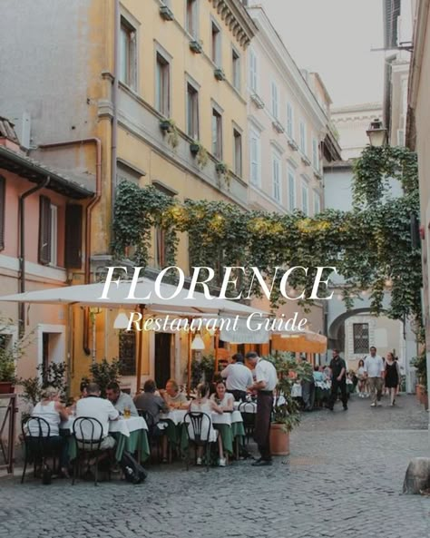 Cozy streets within the city of Florence with lovely terraces Florence Restaurants With View, Best Cafes In Florence, Florence Best Restaurants, Florence Food Guide, Florence Italy Restaurants, Florence Cafe, Restaurants In Florence Italy, Florence Bucket List, Hotels In Florence Italy