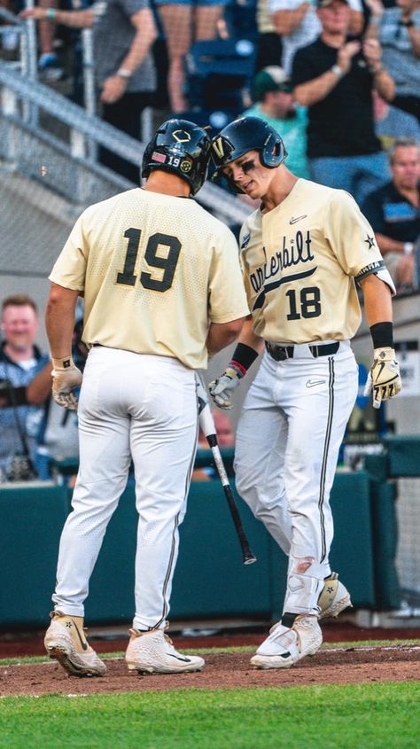 Vanderbilt Baseball, Baseball Drip, Baseball Photography, Vanderbilt Commodores, Baseball Pictures, College Baseball, Mlb Players, Sports Baseball, Baseball Team