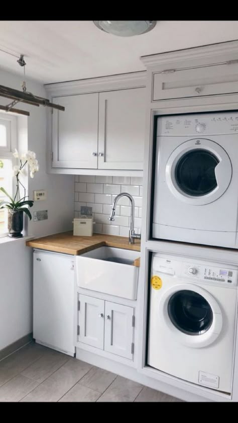 Laundry Room Stacked, Stacked Washer And Dryer, Small Utility Room, Utility Room Designs, Stacked Laundry Room, Laundry Room Storage Shelves, Small Laundry Room Organization, Room Storage Diy, Dream Laundry Room