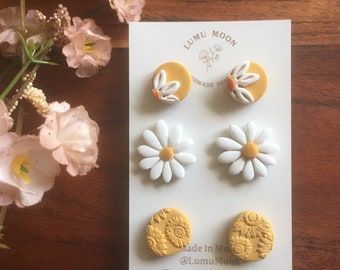 Polymer Clay Flower Jewelry, Diy Earrings Polymer Clay, Polymer Clay Jewelry Tutorials, Handmade Clay Jewelry, Polymer Earrings, Polymer Clay Diy, Polymer Clay Jewelry Diy, White Daisies, Polymer Crafts