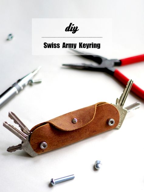 DIY – Swiss Army Leather Key Ring Leather Key Holder Diy, Diy Leather Goods, Diy Leather Projects, Personal Gifts, Leather Craft Projects, Leather Key Holder, Leather Diy Crafts, Key Organizer, Leather Keyring