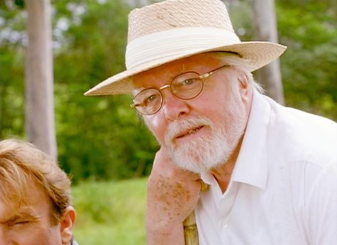 Richard Attenborough Jurassic Park Characters, Exorcist Movie, Richard Attenborough, Richard Hammond, Jurassic Park 1993, Legendary Singers, People Of Interest, Ray Bradbury, Jurassic Park World