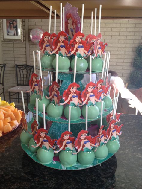 Ariel Cake Pops, Little Mermaid Cake Pops, Princess Ariel Cake, Diy Mermaid Birthday Party, Mermaid Cake Pops, 4de Verjaardag, Ariel Cake, Little Mermaid Cake, Ariel Birthday Party