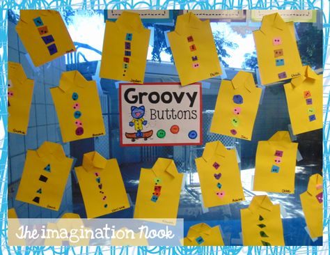 Pete The Cat Button Craft, Pete The Cat Buttons, Pete The Cat Art, Cat Story, September Themes, Pete The Cats, Clothing Themes, Cat Activity, Classroom Freebies