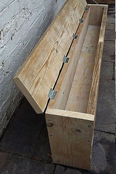 Outdoor Storage Benches - Like what you found? Act and visit to find more. Make It NOW! Wooden Storage Bench, Outdoor Storage Bench, Diy Storage Bench, Storage Benches, Wood Storage Bench, Into The Wood, Diy Bench, Diy Holz, Wood Furniture Diy