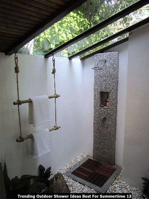 Outdoor Bathroom Design Ideas, Nature Inspired Bathroom, Outside Showers, Indoor Outdoor Bathroom, Outdoor Bathroom Design, Outdoor Baths, Natural Bathroom, Garden Shower, Outdoor Bath